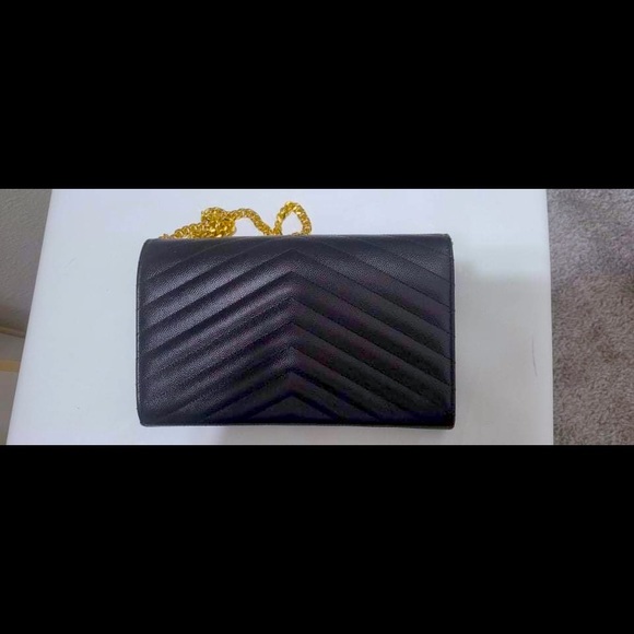 Saint Laurent Envelope Quilted Leather Chain Wallet - Picture 3 of 4